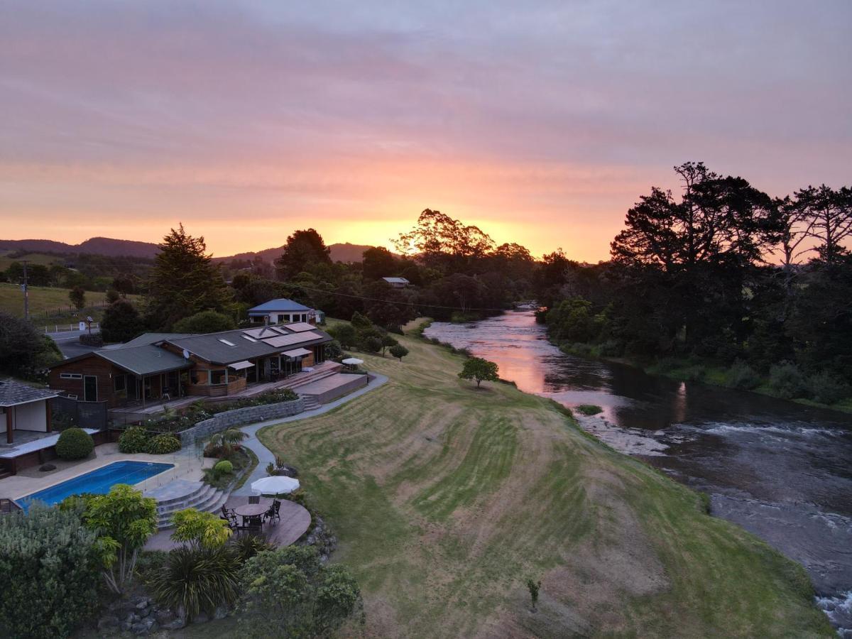 Te Awa Lodge パイヒア エクステリア 写真