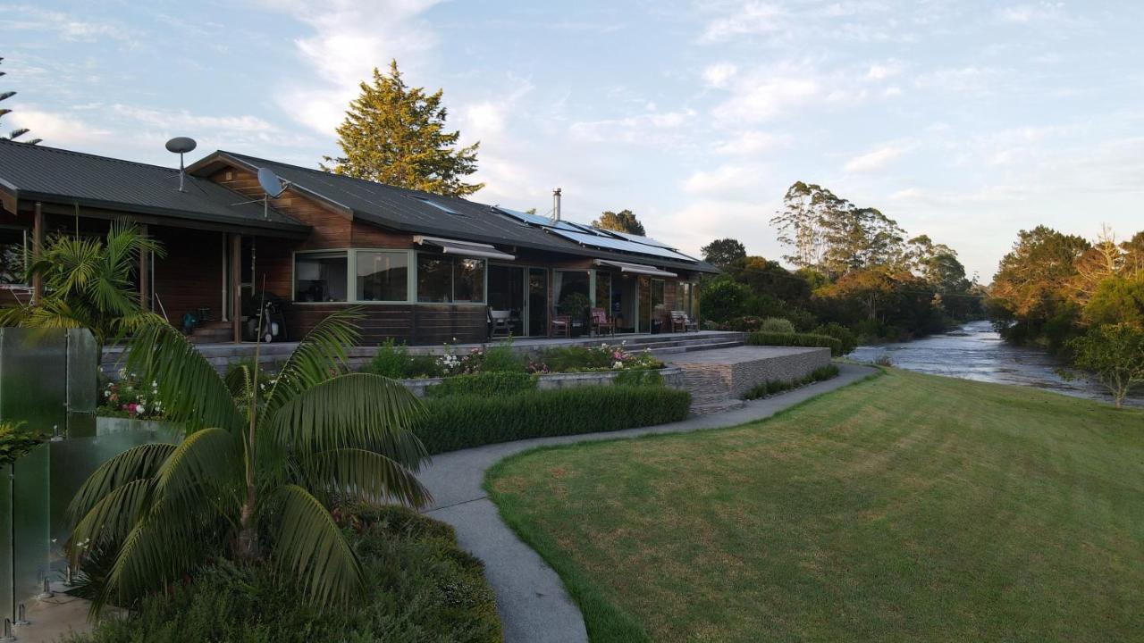 Te Awa Lodge パイヒア エクステリア 写真