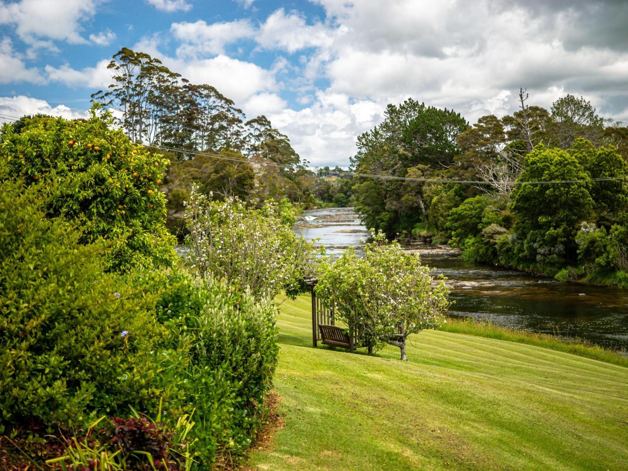 Te Awa Lodge パイヒア エクステリア 写真