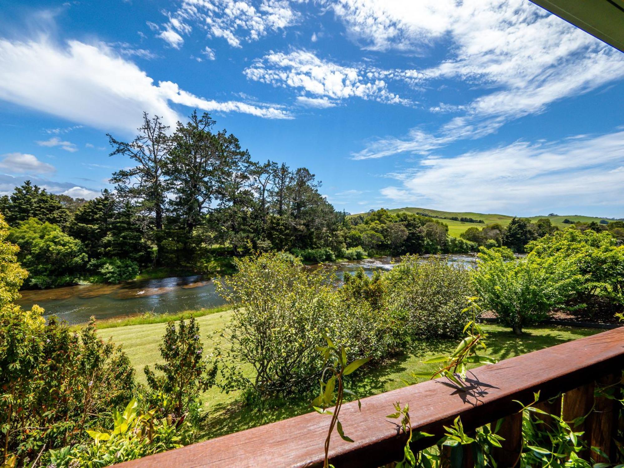 Te Awa Lodge パイヒア エクステリア 写真