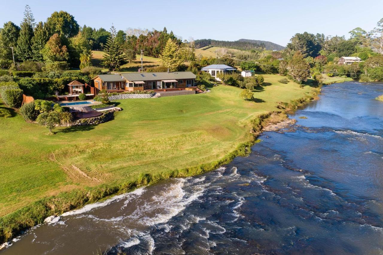 Te Awa Lodge パイヒア エクステリア 写真